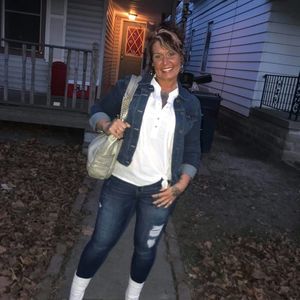 Meet your Posher, Dawn